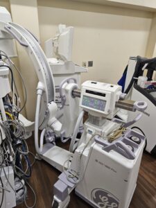 2004 GE OEC Vascular 9800 c-arm – ECG
